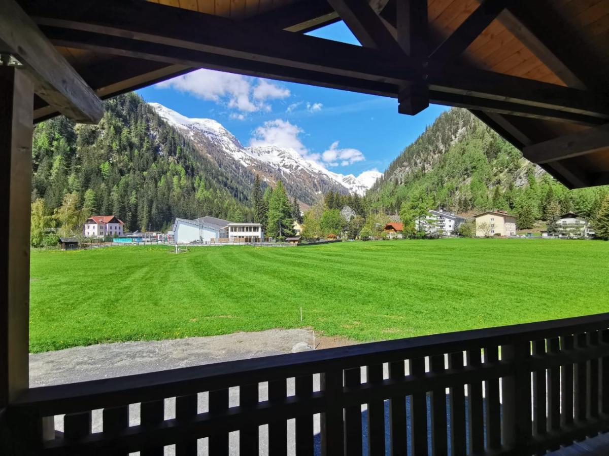 Tauern Appartements Mallnitz Exterior photo